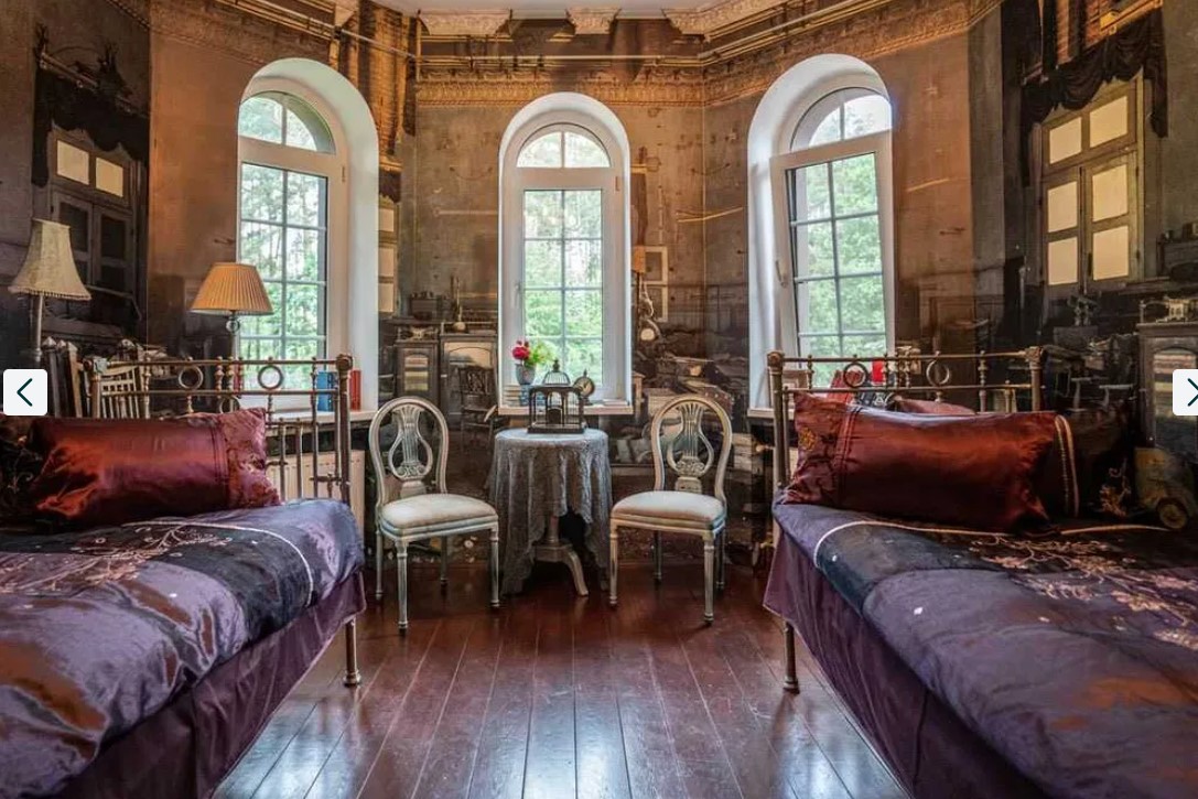 Під Києвом здають будинок за 100 тисяч гривень на добу: як він виглядає